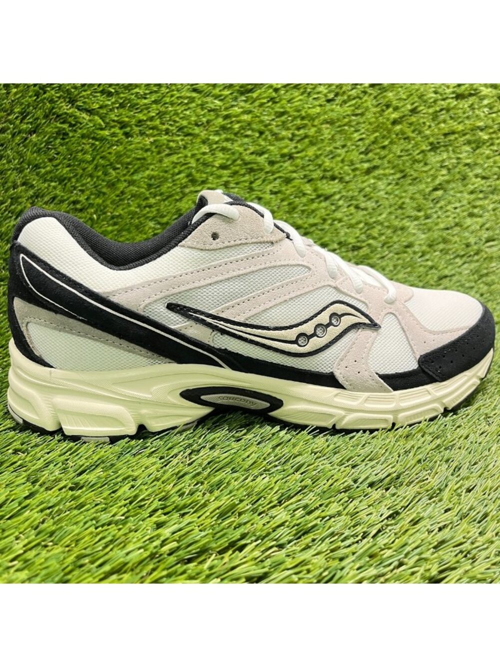 Saucony Grid Ride Millennium Mens Size 10 White Athletic Running Shoes Sneakers